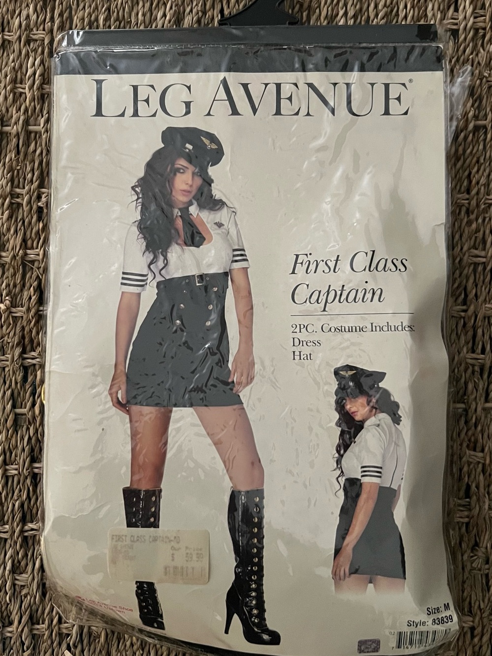 Leg Avenue first class captain accessories only (hat and pin)